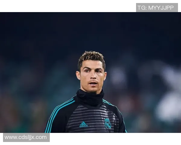 足球达人球星传记：探秘梅西、C罗与内马尔的传奇旅程与荣耀时刻