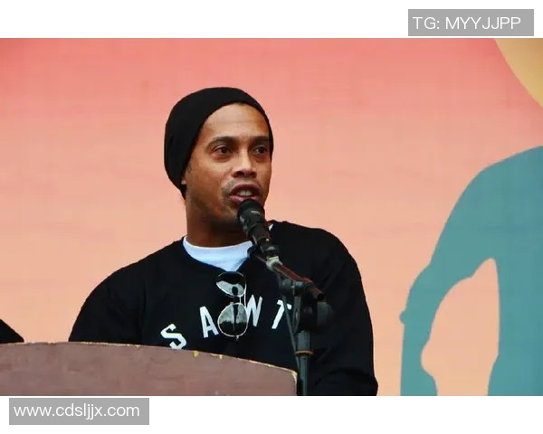 走进绿茵巨星的亲情世界揭秘足球球星家庭背后的温情故事